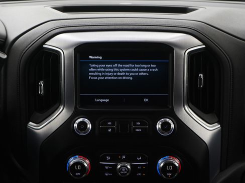 Used 2019 GMC Sierra 1500 SLE w/ SLE Value Package AWD/4WD image 15