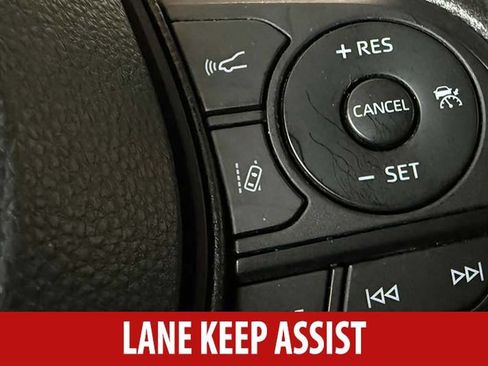 Used 2024 Toyota RAV4 XLE AWD/4WD image 14