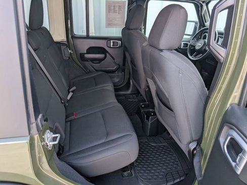 Used 2021 Jeep Wrangler Unlimited Sport AWD/4WD image 25