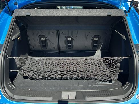 New 2026 Chevrolet Trax RS w/ Sunroof Package image 11