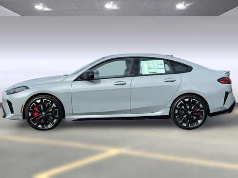 New 2026 BMW M235i xDrive w/ Technology Package image 2