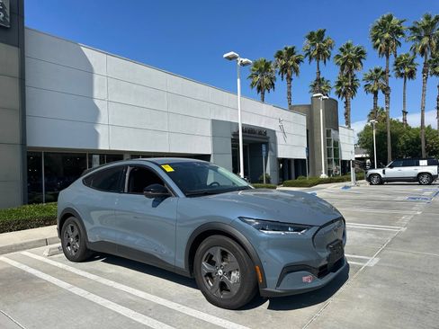 Used 2023 Ford Mustang Mach-E Select RWD image 2