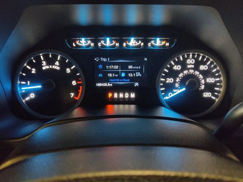 Used 2018 Ford F150 XLT w/ Equipment Group 302A Luxury image 23