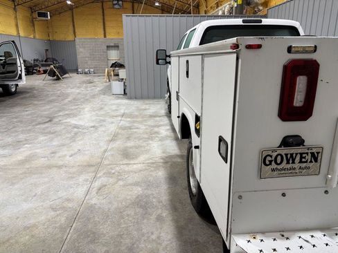 Used 2016 Ford F350 XL w/ Power Equipment Group image 9