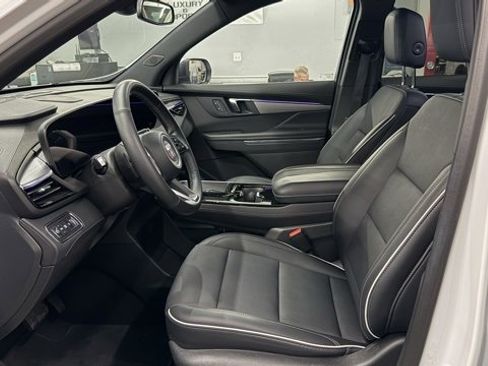 Used 2025 Buick Enclave Preferred image 14