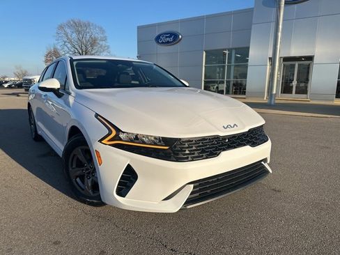 Used 2023 Kia K5 LXS image 5