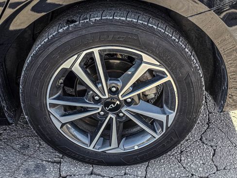 Used 2023 Kia Forte LXS image 24