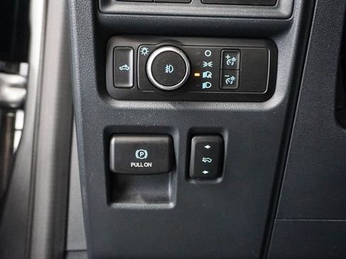 Used 2022 Ford F150 Lariat AWD/4WD image 11