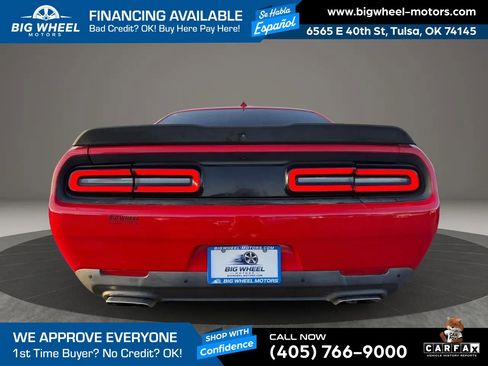 Used 2016 Dodge Challenger R/T Plus RWD image 4