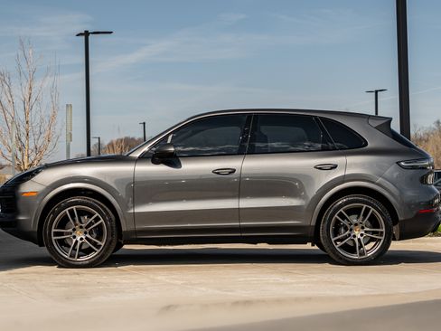 Used 2020 Porsche Cayenne AWD/4WD image 6