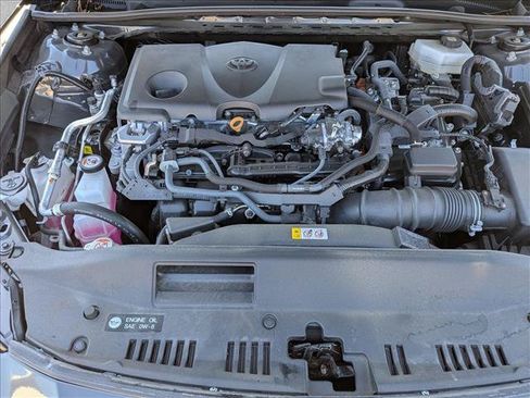 Used 2025 Toyota Camry SE FWD image 15