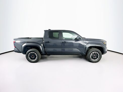 Used 2025 Toyota Tacoma TRD Off-Road image 10