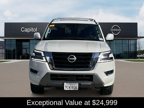 Used 2022 Nissan Armada SL image 2