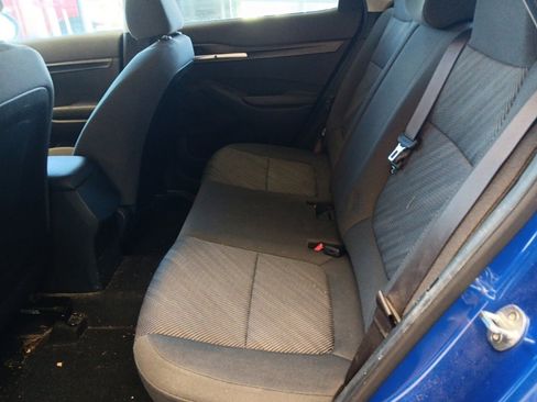 Used 2021 Kia Seltos LX image 18