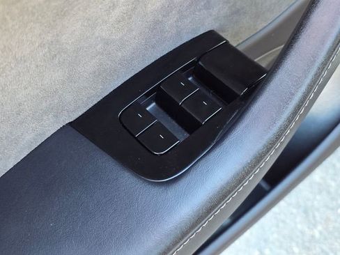 Used 2019 Tesla Model 3 Long Range image 22