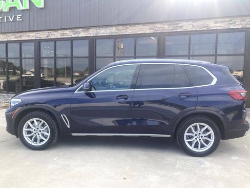 Used 2019 BMW X5 xDrive40i w/ Premium Package 2 AWD/4WD image 8