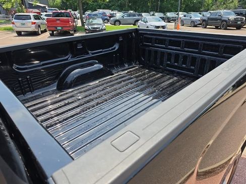 Used 2018 Chevrolet Silverado 1500 LT w/ All Star Edition AWD/4WD image 19