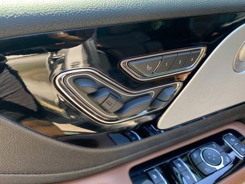Certified 2023 Lincoln Aviator Reserve w/ Equipment Group 201A AWD/4WD image 15