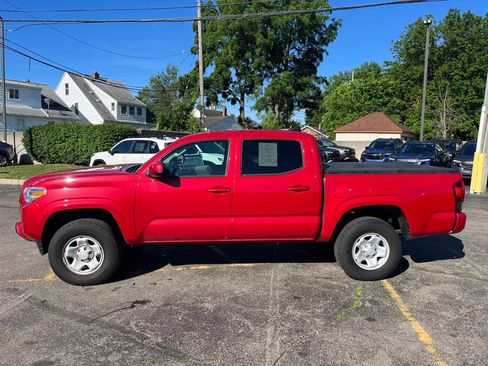 Used 2023 Toyota Tacoma SR AWD/4WD image 9