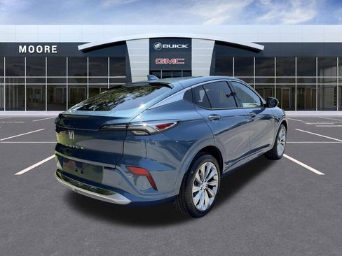 Used 2026 Buick Envista Avenir FWD image 3