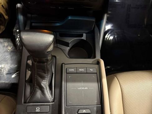 Used 2020 Lexus ES 350 w/ Premium Package image 24