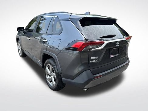 Used 2020 Toyota RAV4 Limited AWD/4WD image 7