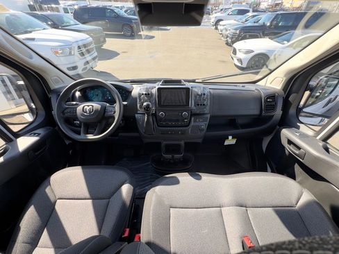 Used 2025 RAM ProMaster 2500 image 16