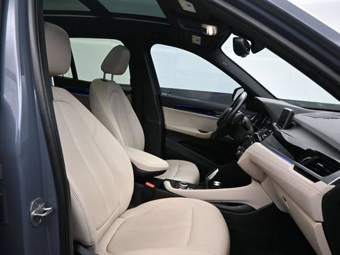 Used 2021 BMW X1 sDrive28i w/ Convenience Package FWD image 16