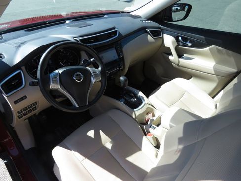 Used 2016 Nissan Rogue SL w/ SL Premium Package AWD/4WD image 11