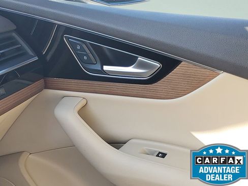Used 2017 Audi Q7 3.0T Prestige w/ Prestige Package image 25