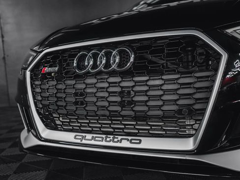 Used 2020 Audi RS 3 w/ Navigation Package image 3