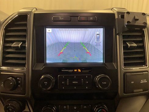 Used 2019 Ford F150 XLT w/ Equipment Group 302A Luxury AWD/4WD image 21
