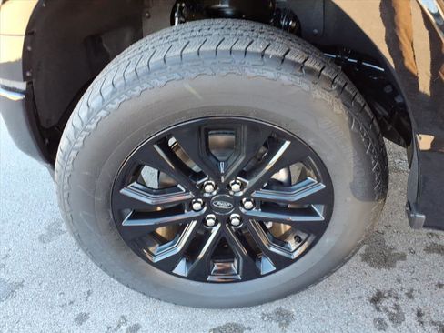 New 2025 Ford F150 Lariat w/ Equipment Group 502A High image 9