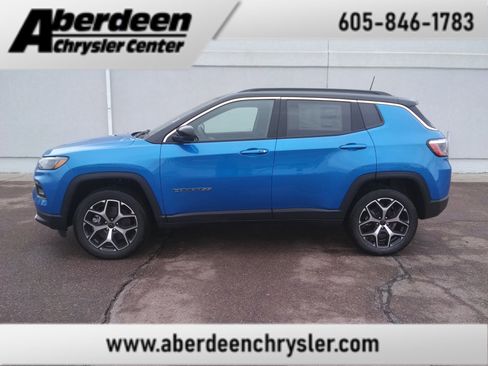 New 2026 Jeep Compass Limited AWD/4WD image 1