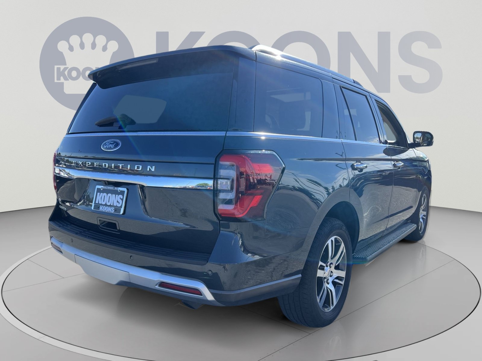 Used 2024 Ford Expedition Limited AWD/4WD image 7