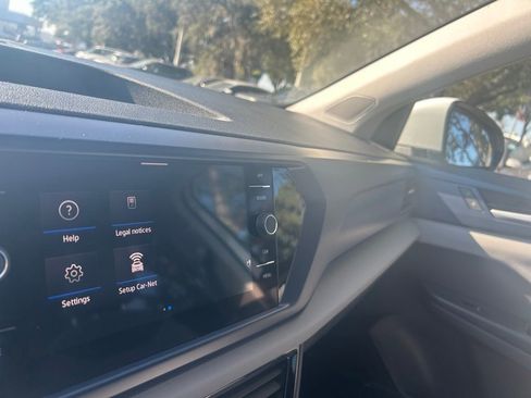 Used 2023 Volkswagen Taos SE image 12