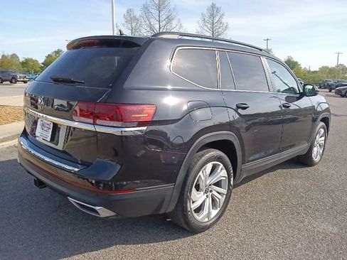 Used 2022 Volkswagen Atlas SE FWD image 3