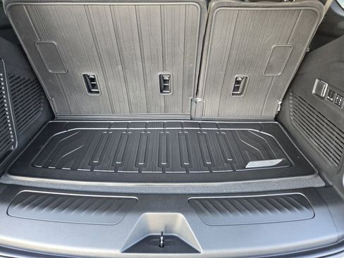 New 2026 GMC Acadia Denali Ultimate w/ LPO, Floor Liner Package image 24