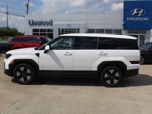 New 2026 Hyundai Santa Fe SE AWD/4WD image 2