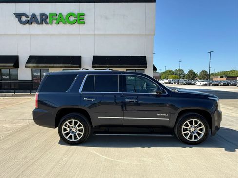 Used 2019 GMC Yukon Denali AWD/4WD image 17