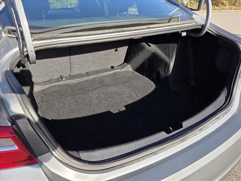 Used 2023 Chevrolet Malibu LT image 21