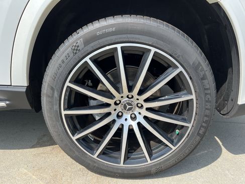 Certified 2024 Mercedes-Benz GLS 450 4MATIC w/ AMG Line Exterior image 13