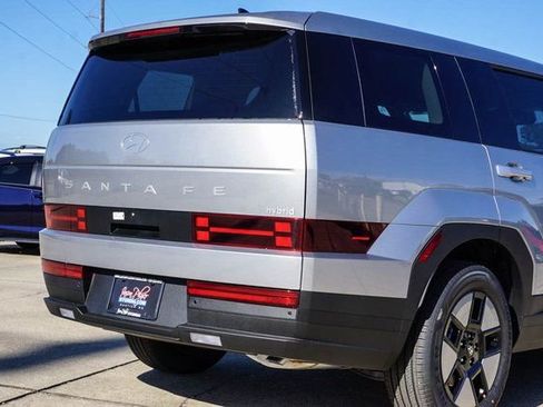 New 2026 Hyundai Santa Fe SE image 5