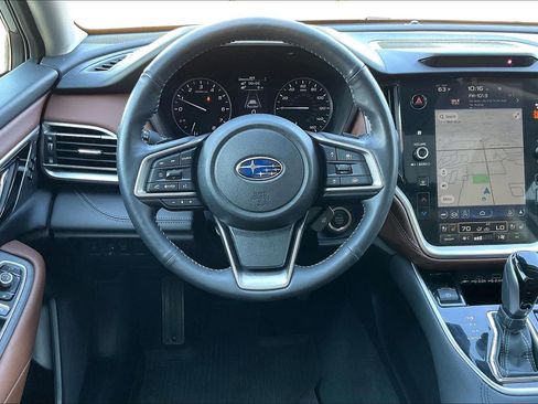 Used 2023 Subaru Outback Touring XT AWD/4WD image 8