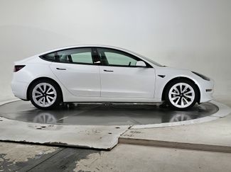 Used 2021 Tesla Model 3 Standard Range Plus video 2