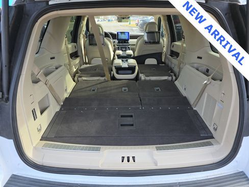 Used 2020 Lincoln Navigator Reserve w/ Equipment Group 208A Reserve image 44