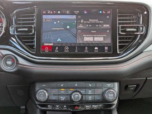 Used 2025 Dodge Durango GT RWD image 20