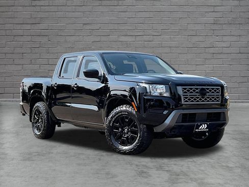 Used 2022 Nissan Frontier SV AWD/4WD image 1