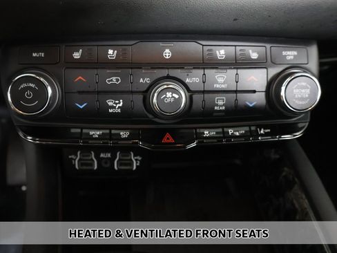 Used 2024 Dodge Durango R/T AWD/4WD image 9