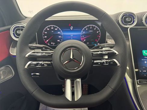 Used 2026 Mercedes-Benz GLC 300 4MATIC image 25